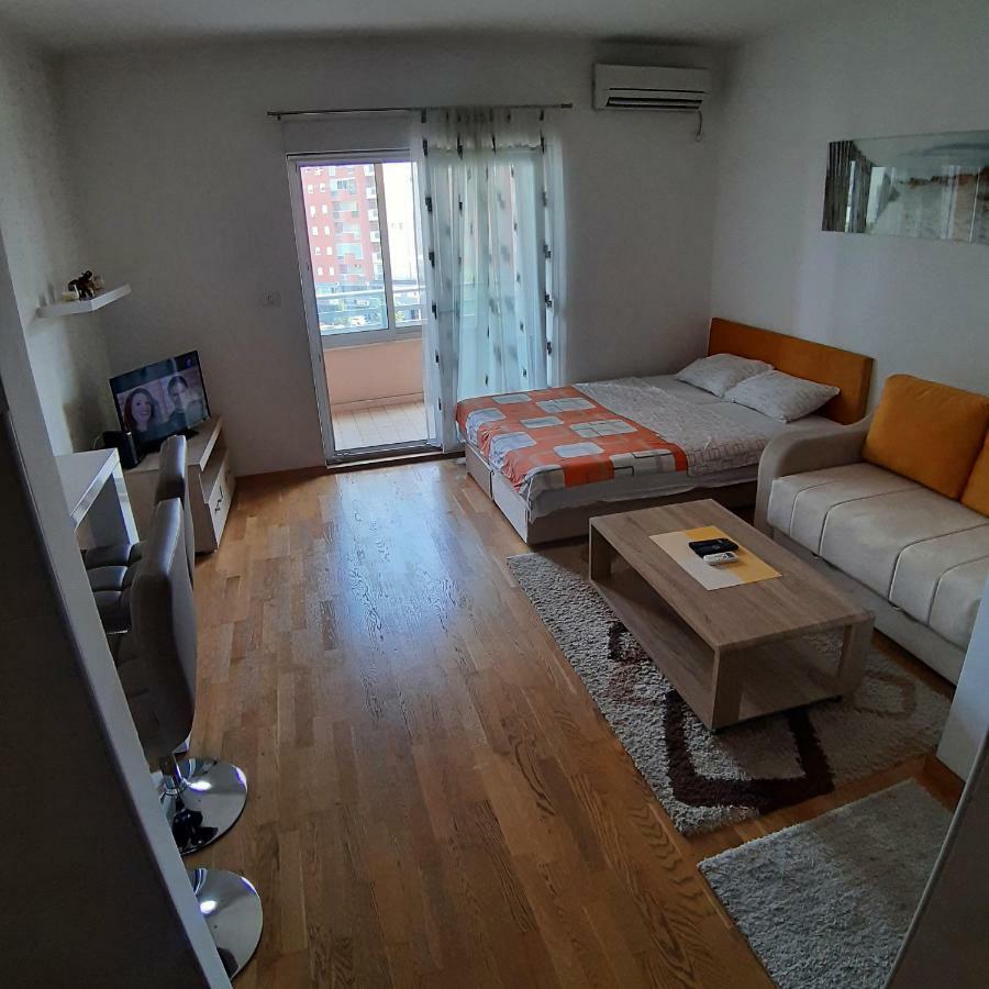 City Kvart Na Dan Podgorica Exteriér fotografie